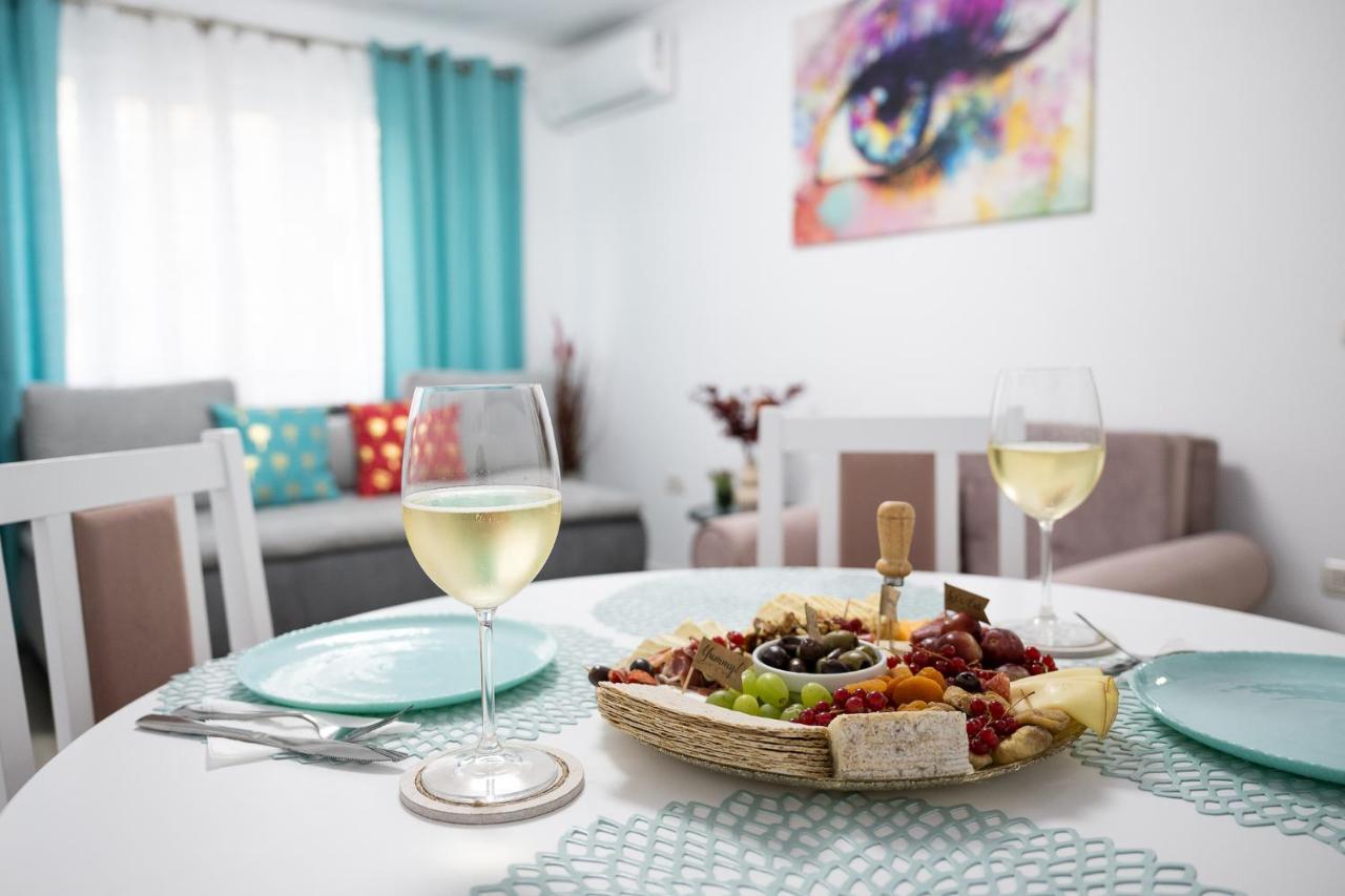 L&R Boutique Apartment Otelu Rosu Eksteriør billede
