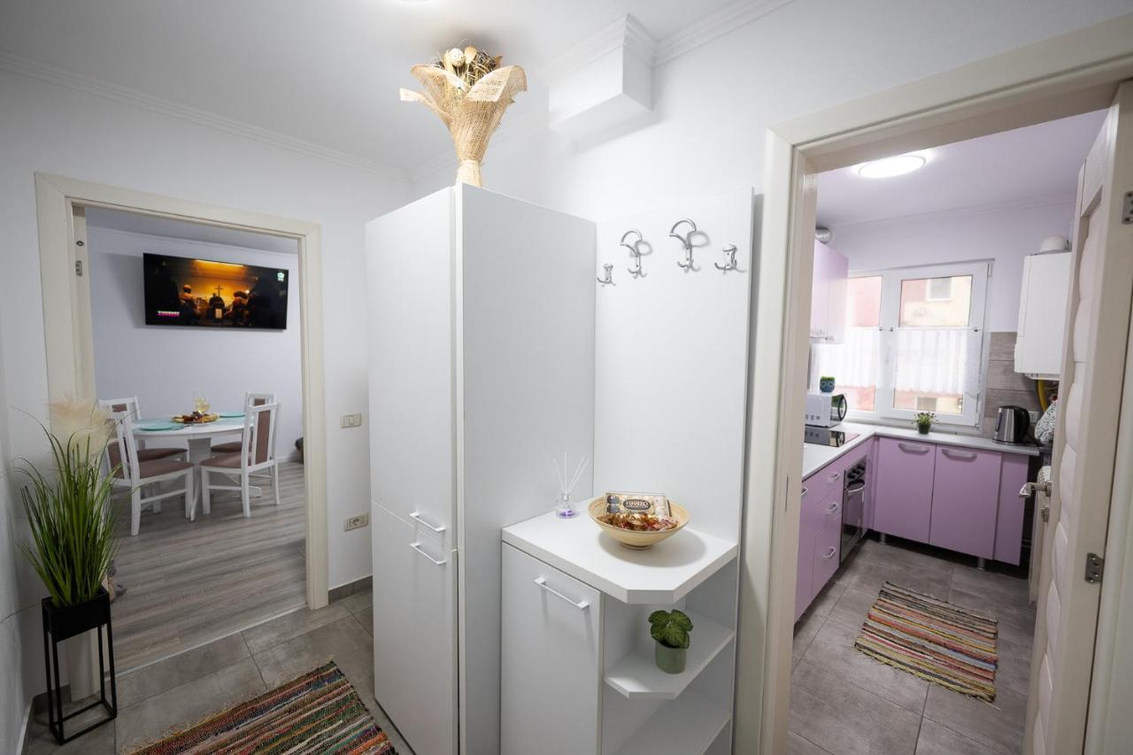 L&R Boutique Apartment Otelu Rosu Eksteriør billede